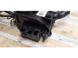 Блок предохранителей BK2T9K499ABH, 2703201510   Ford Transit Custom    