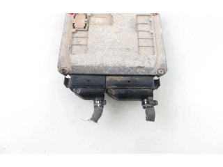 Блок управления двигателя 5WP40451, 06A906033FB Skoda Octavia Mk2 (1Z)