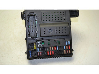 Блок предохранителей 30786475, 06W434   Volvo V70    