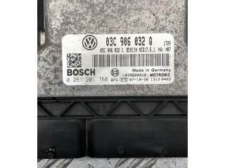 Блок управления двигателя 03C906032Q, 03C906032C   Volkswagen Golf Cross