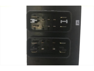 Блок предохранителей LNE2800CA Jaguar XJ X308