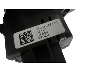 Фонарь освещения передних мест