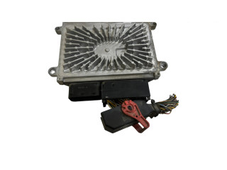 Блок управления двигателя P30650677, 0797009131 Volvo S40