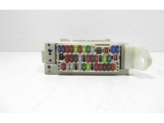 Pojistková skříňka 8273060160 Toyota Land Cruiser (J120) 2011