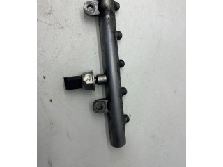 Топливная рампа 9645689580, 5WS40041 Volvo S40