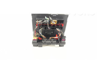 Блок предохранителей 3C0937049E Skoda Octavia Mk2 (1Z)