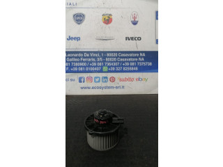 Вентилятор печки Toyota Yaris Verso