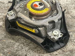 Подушка безопасности водителя    Subaru B9 Tribeca