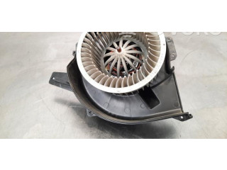 Вентилятор печки 6R1819015A Skoda Fabia Mk3 (NJ)