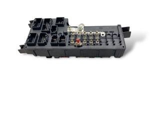 Блок предохранителей 8678449, 518826011   Volvo XC90    