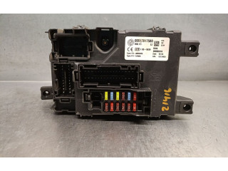Pojistková skříňka Řídící jednotka BSM 00517817580, DELPHI Fiat Grande Punto 2006