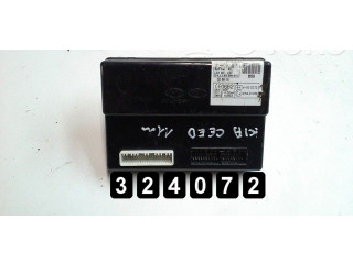 Блок управления двигателя 97RA-010056   KIA Ceed