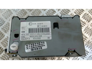 Радио/ проигрыватель CD/DVD / навигация