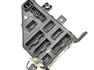   Pojistková skříňka 911102E000, 91110-2E000   Hyundai Tucson JM 2005