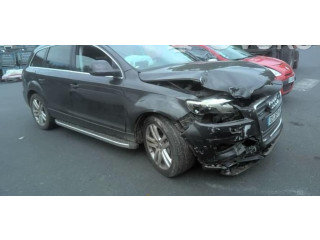 Přístrojová deska Audi Q7 4L 2006 4L0920932B