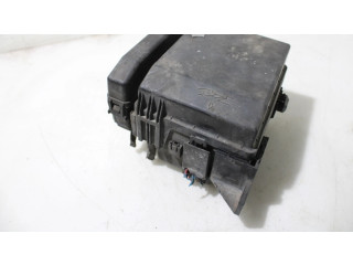 Блок предохранителей Mitsubishi Outlander