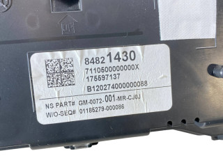 Přístrojová deska Chevrolet Equinox 2020 84821430