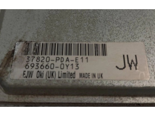 Блок управления двигателем Блок управления 37820PDAE11 Honda Accord