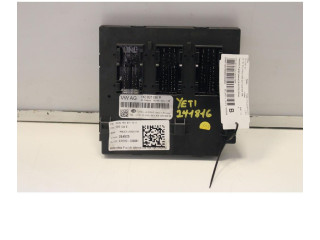 Блок предохранителей 1K0937086R, 1K0937086R Skoda Yeti (5L)