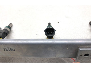 Топливная рампа KME340C1465A412 Mitsubishi Outlander