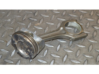 Píst    BMW 1 E81 E87  pro benzínový motor 2.0 N43 B20 A 