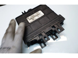 Блок управления коробкой передач 5DG00792314, 01M927733HP   Volkswagen Bora