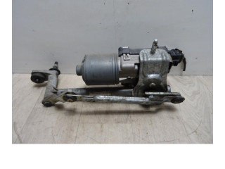 Моторчик дворников     Volkswagen Touran I