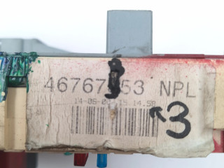 Pojistková skříňka 46767353NPL Fiat Punto (188) 2001