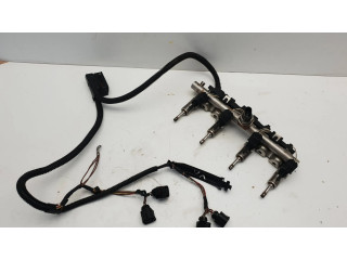 Vstřikovač 7591623, 30704   BMW 1 F20 F21  pro benzínový motor 1.6 N13B16A N13