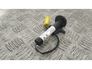 Привод подушки безопасности для пешехода на капоте