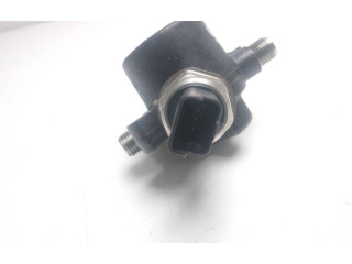 Топливная рампа R9144Z079B, 8200584033 Renault Twingo II