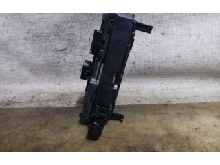 Блок предохранителей 9657718780 Citroen C4 I