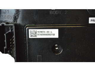 Блок комфорта 107867332L Tesla Model 3