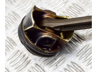 Píst 7621253, 7601181 BMW 1 F20 F21 N13 B16 A