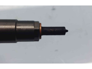 Форсунка 03L130277J    Volkswagen PASSAT B7   