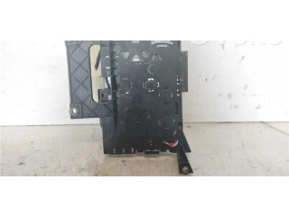   Pojistková skříňka 7L0937548C, 0090012   Audi Q7 4L 2007