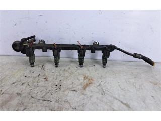 Топливная рампа Mitsubishi Carisma