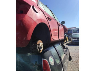 Зеркало электрическое Skoda Fabia Mk3 (NJ) 2015 - 2021 года