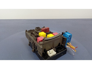   Pojistková skříňka 8200278721   Renault Vel Satis 2003