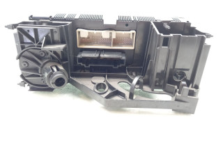 Модуль блока управления кондиционером    Volkswagen Caddy