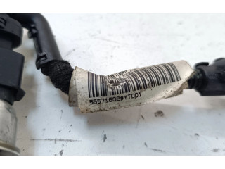 Vstřikovací lišta 55490702 Opel Zafira C B16DTH