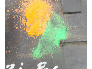 Блок предохранителей 216522174B, 21652217 Renault Clio II