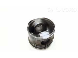 Píst 8487E BMW 3 E90 E91 pro naftový motor 2.0