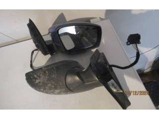 Зеркало электрическое Skoda Fabia Mk3 (NJ) 2015 - 2021 года