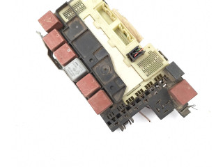 Блок предохранителей 216566139A, P8200031555 Renault Clio II