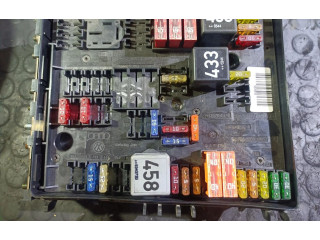 Блок предохранителей 1K0937124H Audi A3 S3 8P