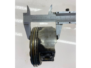  Поршень EJ20 12006AA910, 12006AC990  Subaru Forester SF  