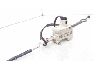 Degalų bako dangtelio spynos varikliukas