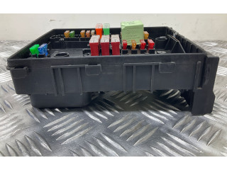   Pojistková skříňka 1K0937125D   Volkswagen Tiguan 2011