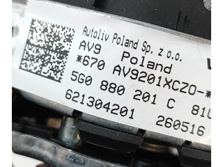 Подушка безопасности водителя 5G0880201C Volkswagen Golf VII
